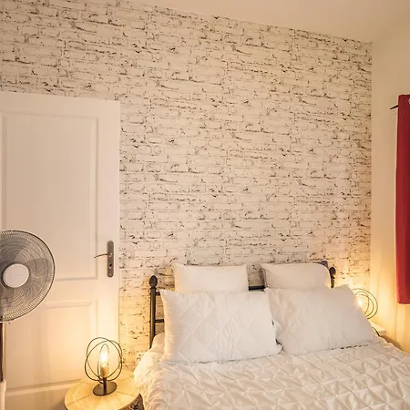 Appartement Le Joli Patio - Parking Inclus - Hypercentre